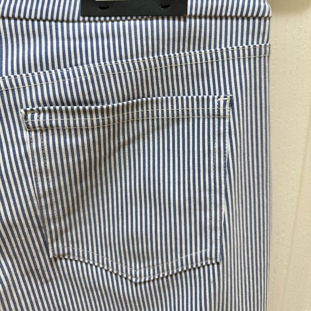 Mario Serrani Women's Comfort Stretch Capri Pants Size M Tummy Control Panel NEW - Picture 7 of 14